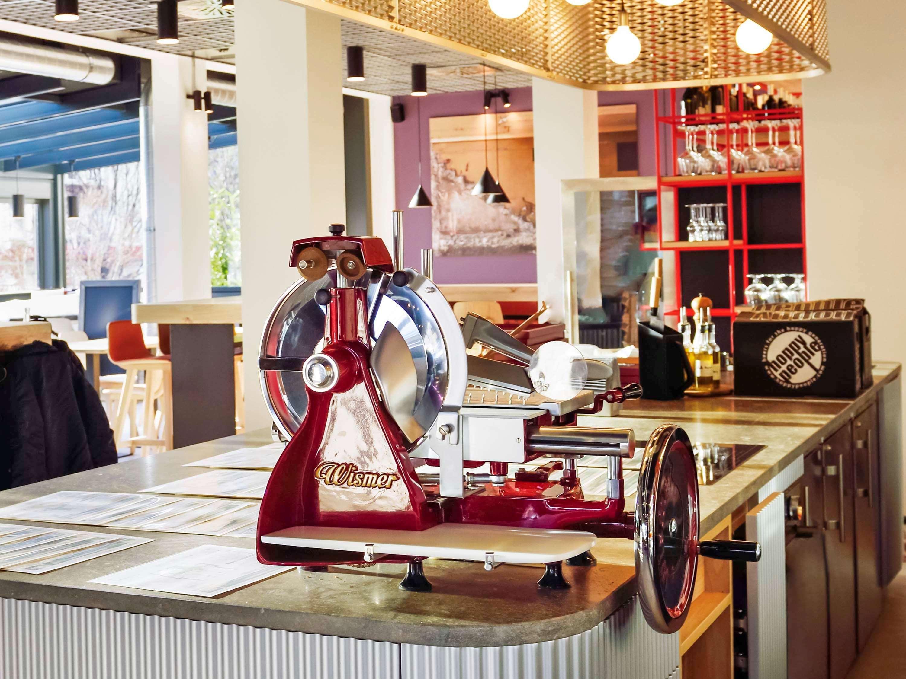 Nonanteneuf Appart Hotel Sierre - Contactless Check-In Buitenkant foto