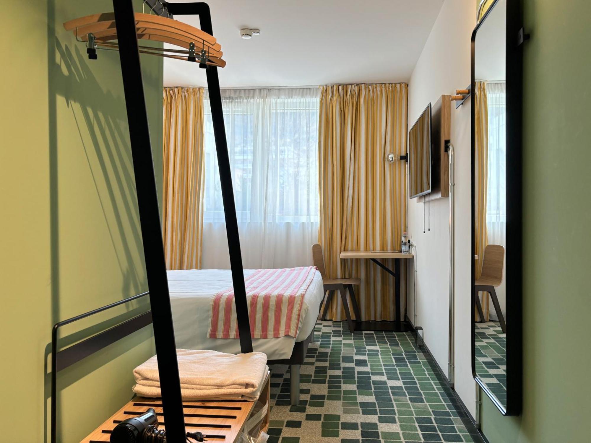 Nonanteneuf Appart Hotel Sierre - Contactless Check-In Buitenkant foto