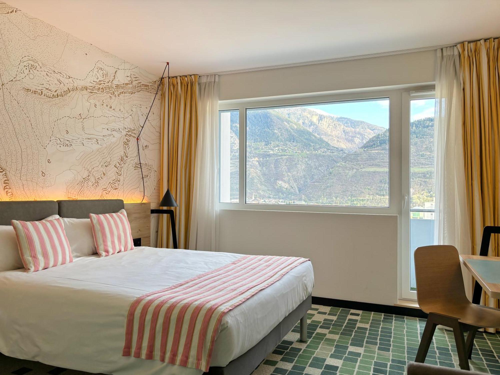 Nonanteneuf Appart Hotel Sierre - Contactless Check-In Buitenkant foto