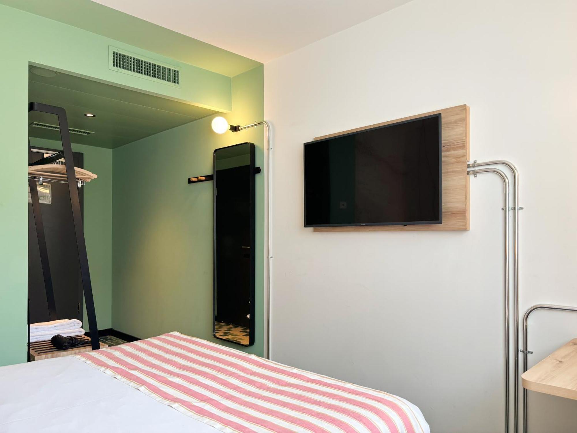 Nonanteneuf Appart Hotel Sierre - Contactless Check-In Buitenkant foto