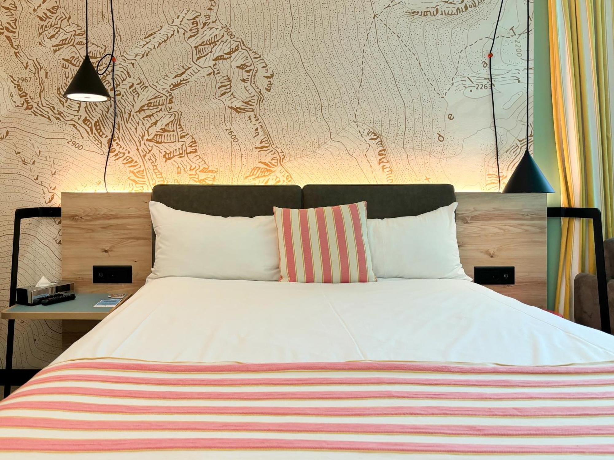Nonanteneuf Appart Hotel Sierre - Contactless Check-In Buitenkant foto