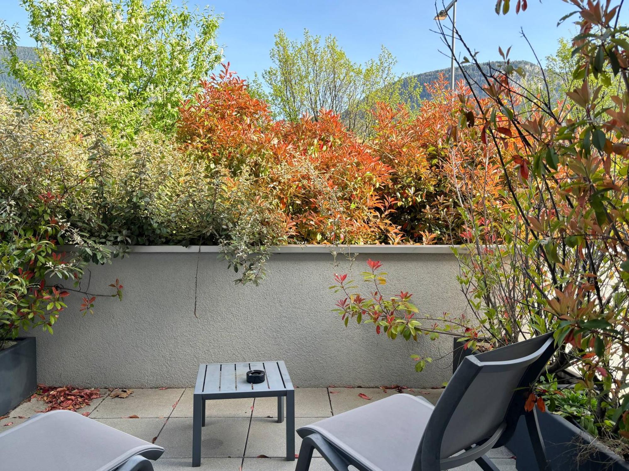 Nonanteneuf Appart Hotel Sierre - Contactless Check-In Buitenkant foto